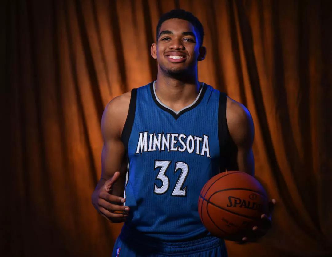 对于阵容轮 对于阵容轮