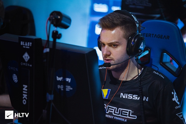 与三线联动 与三线联动